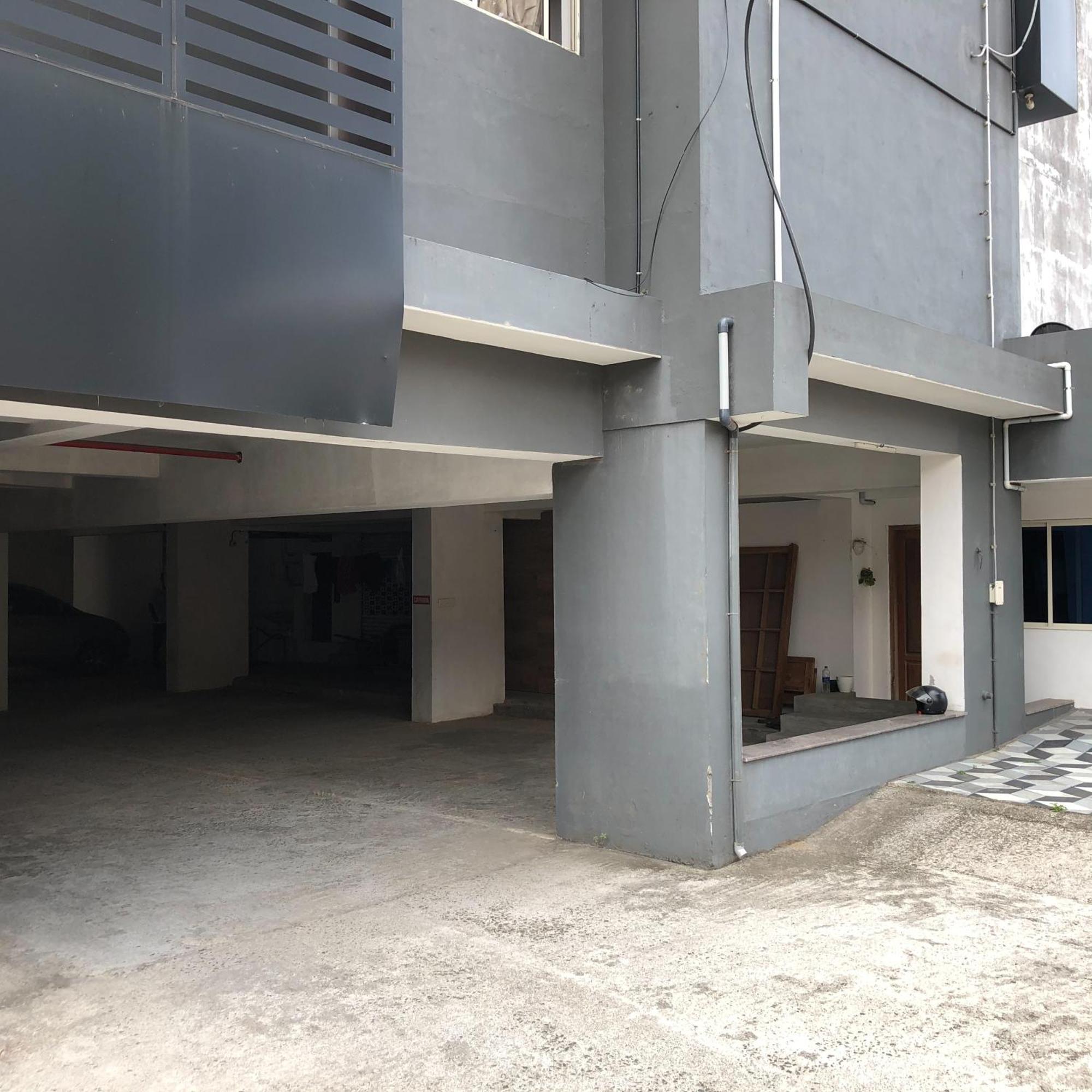 Hotel B R Regency Thiruvananthapuram Eksteriør bilde