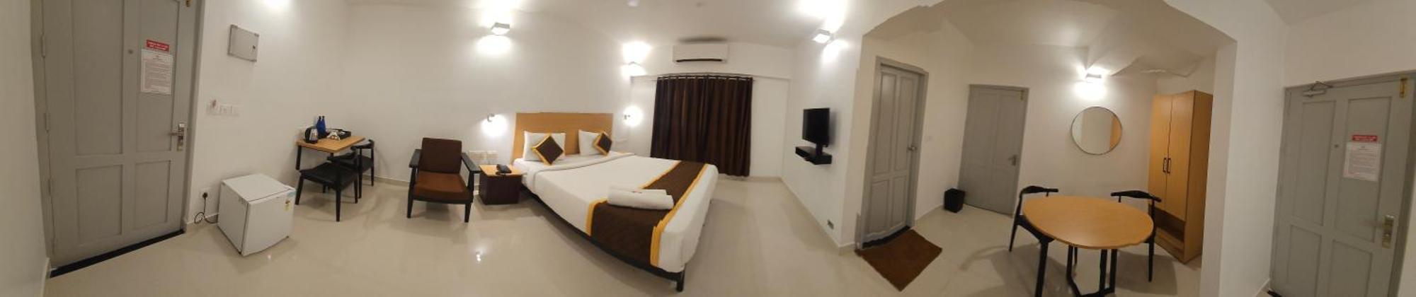 Hotel B R Regency Thiruvananthapuram Eksteriør bilde
